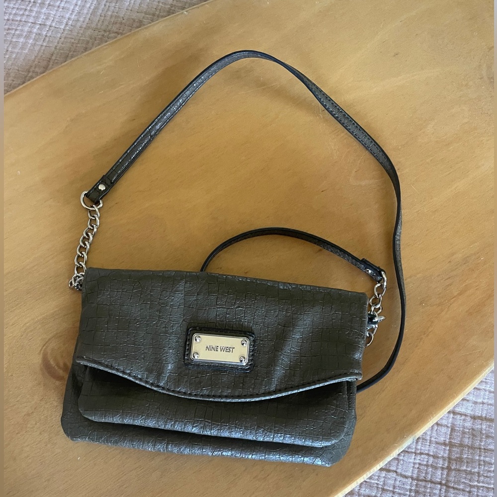 Nine West Olive Green Croc Embossed Crossbody Bagβ Clutch